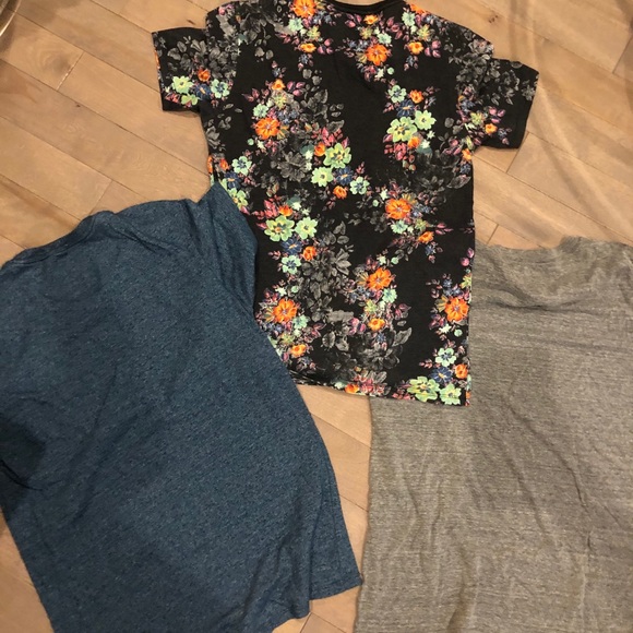 On the byas 3 Shirts - Picture 2 of 2